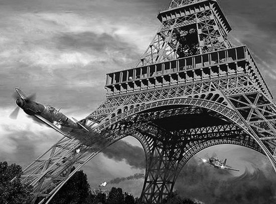 North American P-51 Mustang en quelques mots . Tour-eiffel-bw